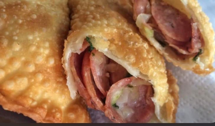 Pastel calabresa